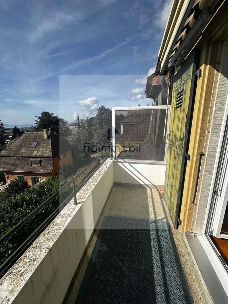 Appartement de 3 pièces avec balcon et vue sur le lac (10)