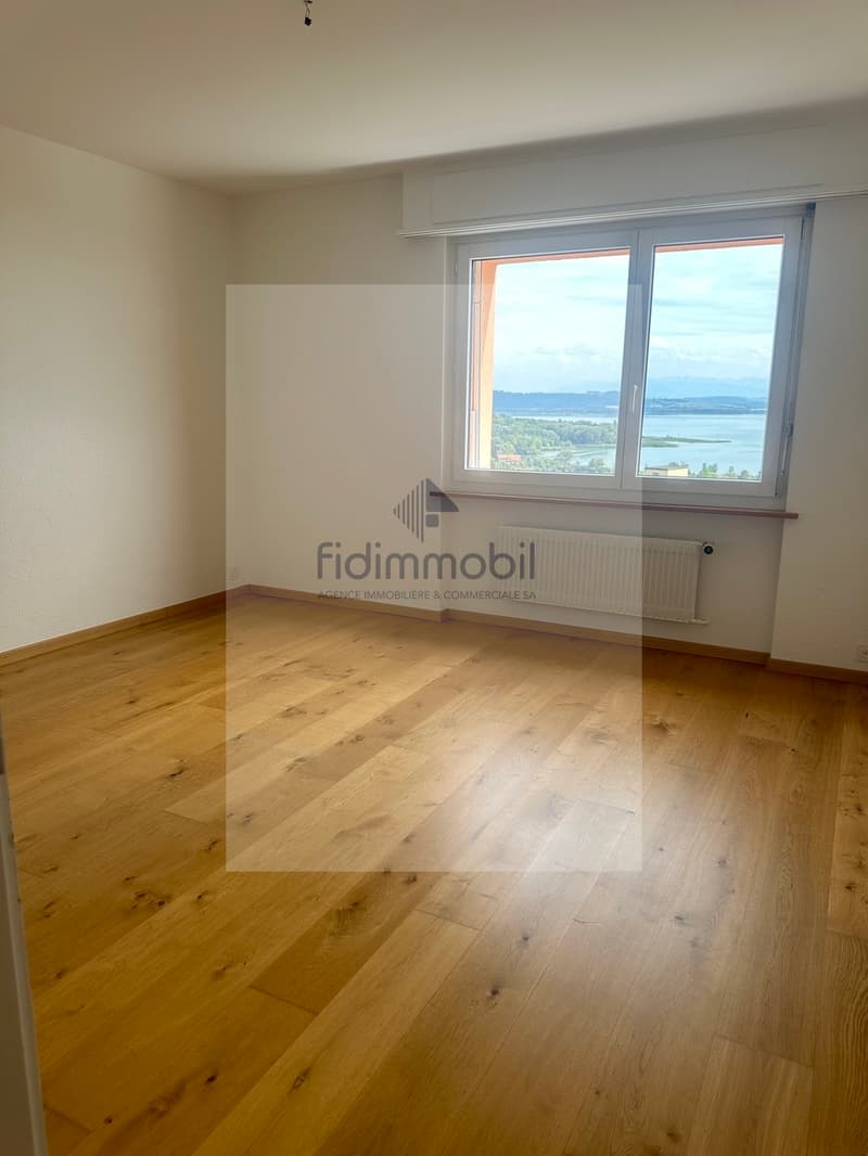 Appartement de 4 pièces avec 117 m² habitables à Saint-Blaise (9)