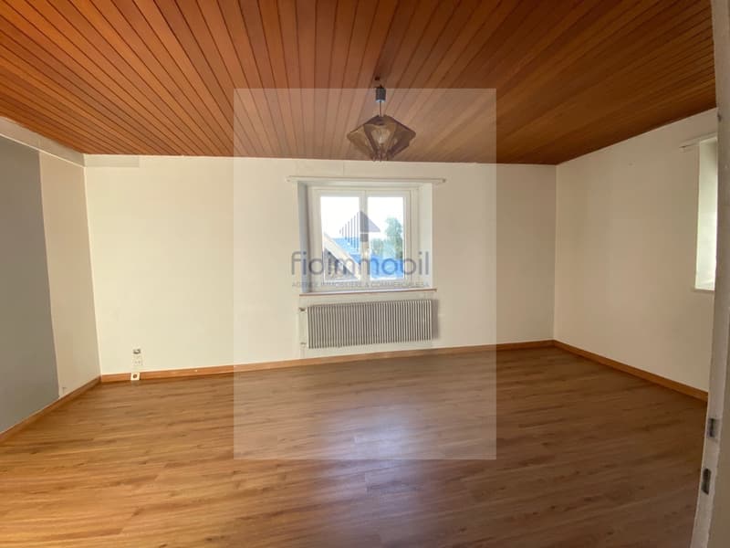 Appartement de 2 pièces au 4ème étage (2)