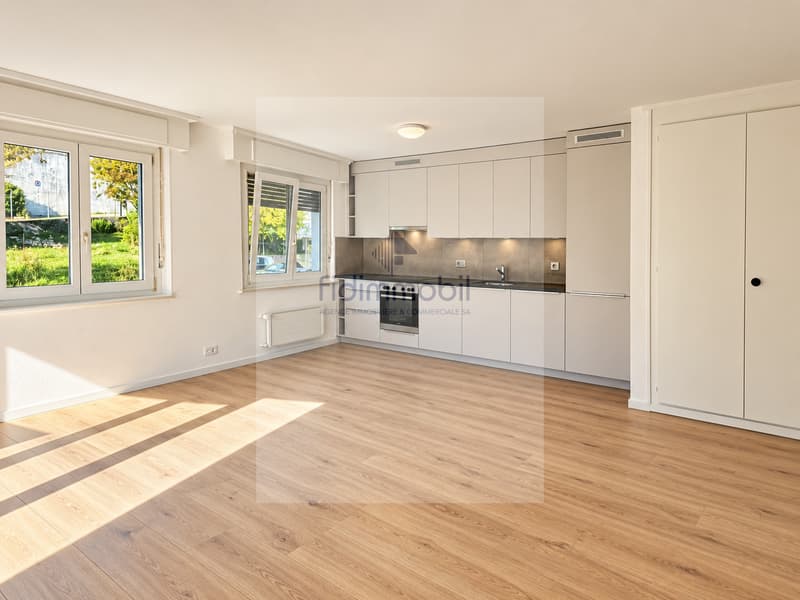 Bel appartement entièrement rénové avec balcon (1)