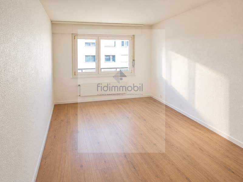 Appartement entièrement rénové avec balcon vue lac (4)