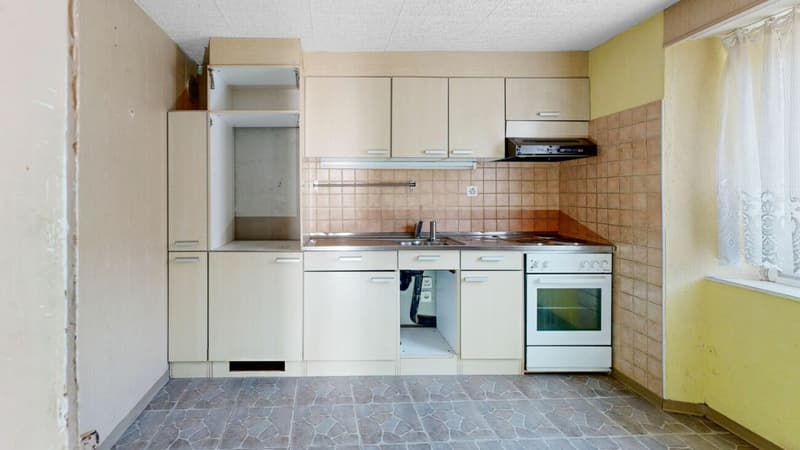 2-Generation House with Potential in Liesberg Village (14)