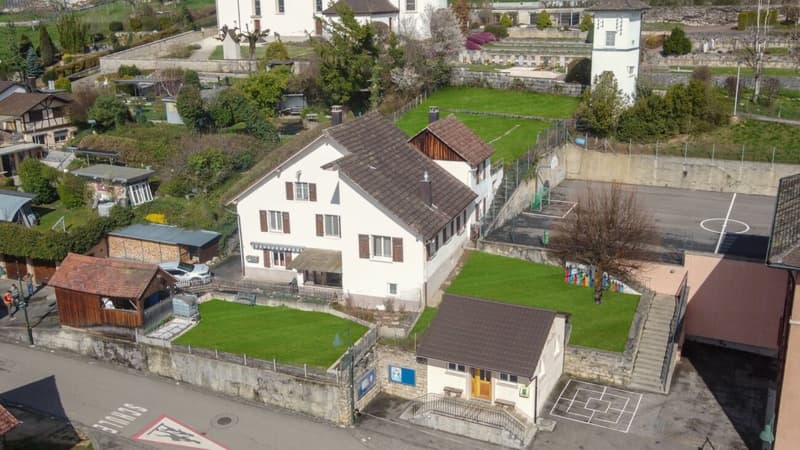 2-Generation House with Potential in Liesberg Village (9)