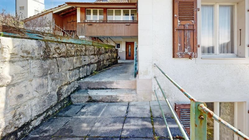 2-Generation House with Potential in Liesberg Village (25)