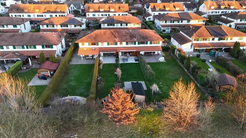 modernes Einfamilienhaus mit zwei Einstellhallenplätzen (17)
