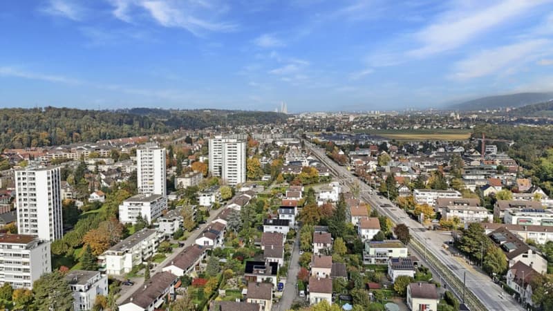 Affordable condominium with a great view (16)