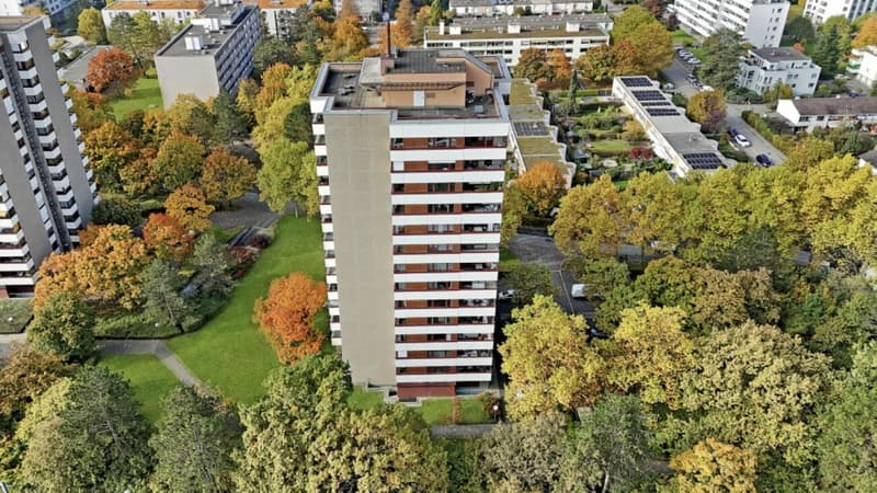 Affordable condominium with a great view (12)