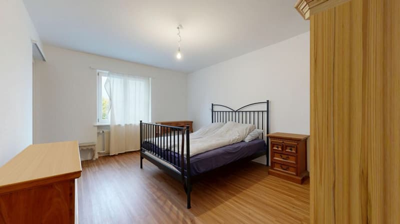 grosszügiges Einfamilienhaus / Bauland (5)