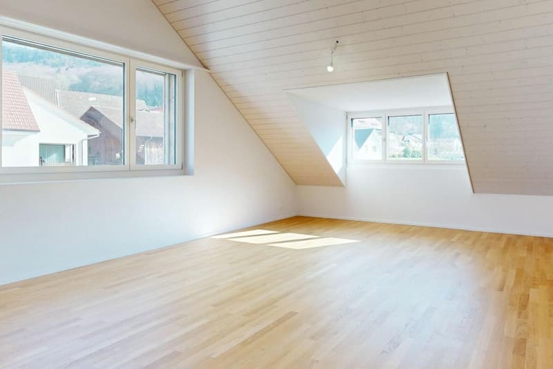 moderne 3.5-Zimmerwohnung mit eigenem Waschturm und Carport (9)