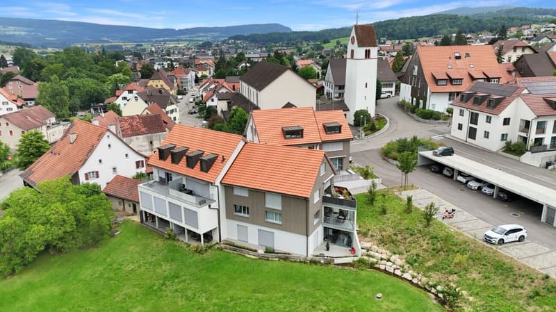 moderne 3.5-Zimmerwohnung mit eigenem Waschturm und Carport (15)