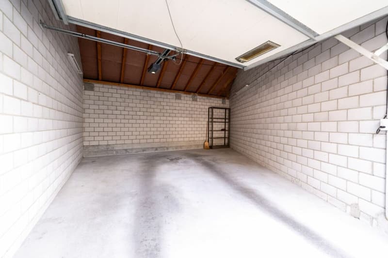 gepflegte Eigentumswohnung mit Balkon, Keller und drei Garagenboxen (15)