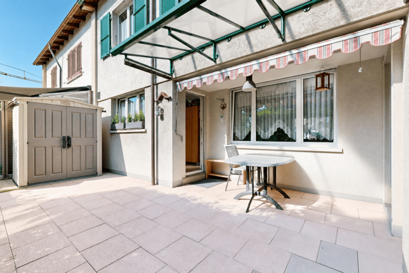gepflegtes Einfamilienhaus mit Vorplatz und Terasse (7)
