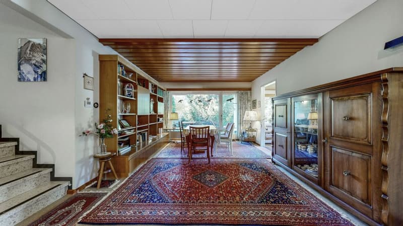 1'507 m2 Bauland an sonniger Lage mit renovationsbedürftigem Einfamilienhaus (3)