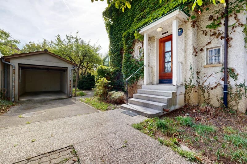 Einfamilienhaus mit Charme und Baulandreserve (19)