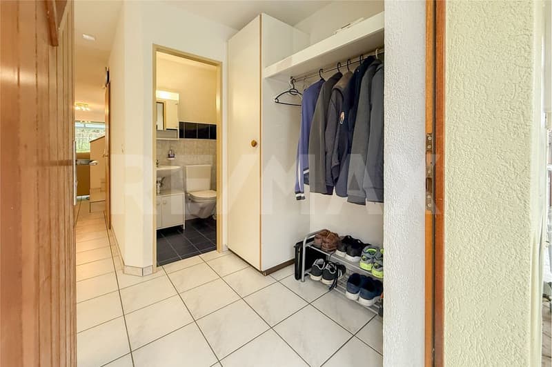 Gepflegtes 5.5 Zimmer-Reihenhaus in Hellikon zu verkaufen (2)