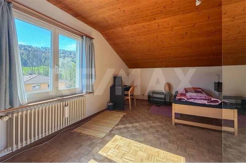 Casa unifamiliare sul pendio soleggiato con un terreno spazioso a Obermumpf in vendita. (7)