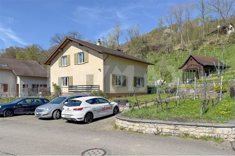 Casa unifamiliare sul pendio soleggiato con un terreno spazioso a Obermumpf in vendita. (13)