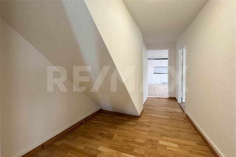 Premier location ! Appartement charmant de 3 pièces avec vue directe sur le Rhin (7)
