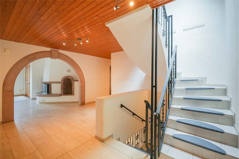 Grosszügiges Wohnen auf über 260 m² (7)
