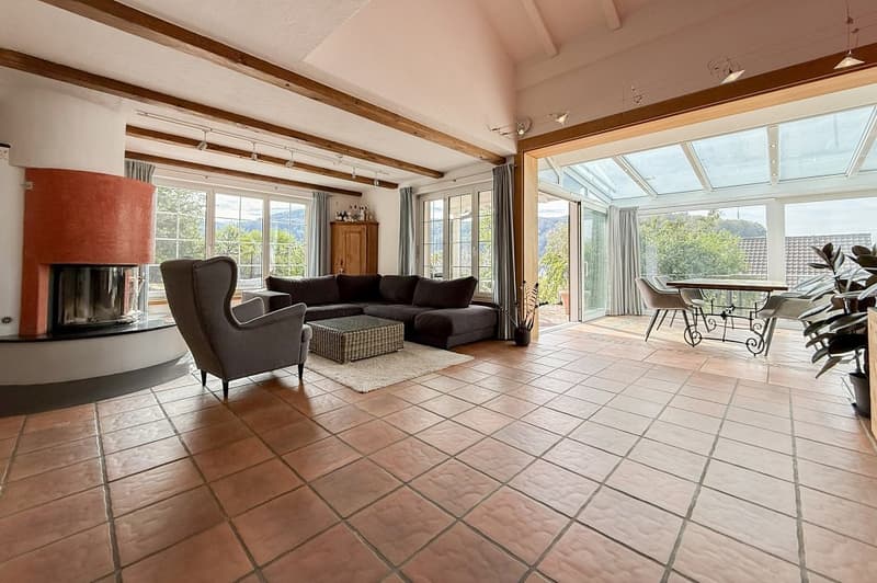 Grosszügiges 5.5 Zimmer-Familienhaus mit Garten und viel Privatsphäre (2)