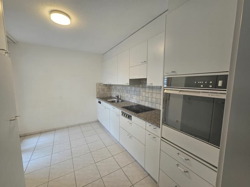 3.5-Zimmerwohnung an ruhiger, sonniger Lage in Männedorf (3)