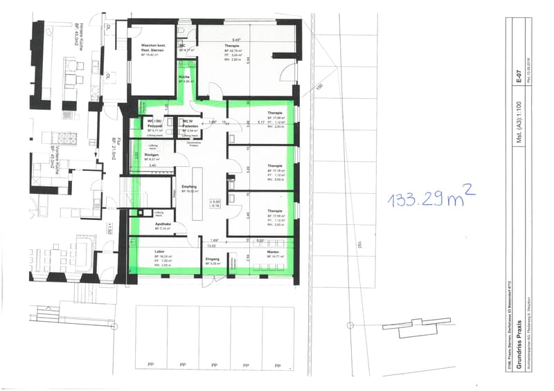 Entrance, living room, kitchen, dining room, 4 bedrooms, therapy room, lab, storage room, toilet, entrance hall, entrance, therapy area, X-ray room, patient room, WC IV, WC III, therapy area, WC II, WC I, entrance hall, hallway, kitchen, bathroom