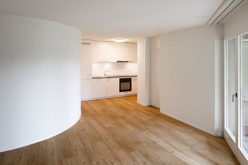 Neu renovierte 3-Zimmer-Wohnung im Zentrum von Arosa (4)