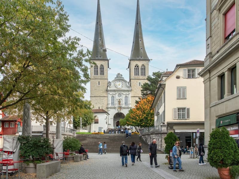 Repräsentative Büroräume an erstklassiger Lage in Luzern (8)
