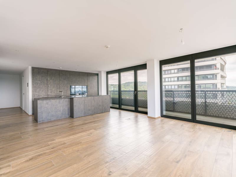 RESERVIERT: Über den Wolken: Exklusive 5.5-Zimmerwohnung im 31. Stock mit Panoramablick (4)