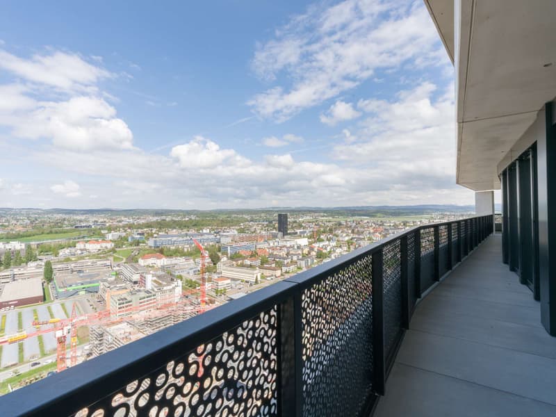 RESERVIERT: Über den Wolken: Exklusive 5.5-Zimmerwohnung im 31. Stock mit Panoramablick (3)