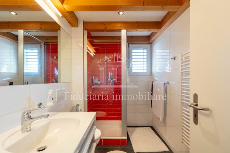 GORDOLA - Ampio attico mansardato in residenza di sole 4 unità (10)
