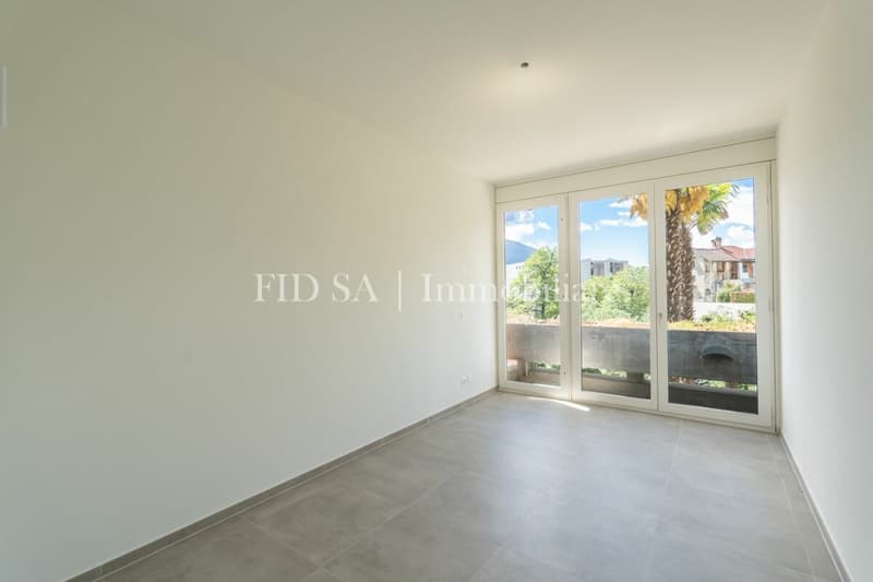 MINUSIO - Moderno appartamento duplex con vista nel verde (7)