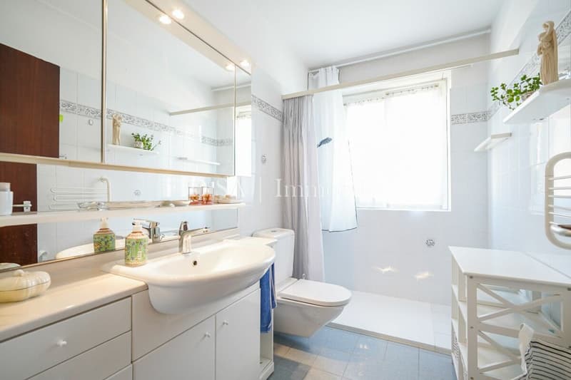 LOSONE - Grosszügige 3.5-Zimmer-Wohnung in ruhigem Wohnquartier (9)