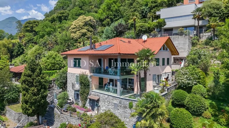 SOLDUNO - Ampio appartamento con monolocale in casa bifamiliare (11)