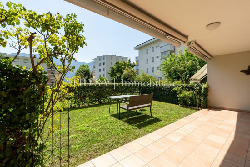 MINUSIO - Appartamento con giardino in posizione centrale (1)