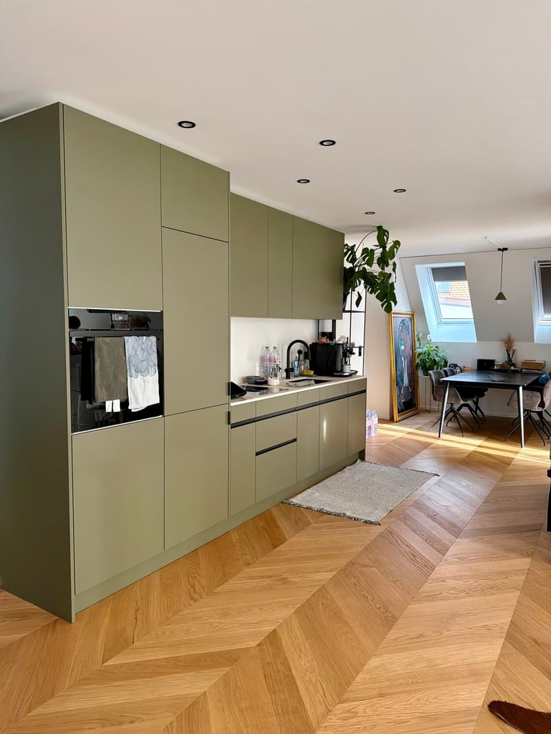 Grosszügige und moderne 4.5-Zimmer Wohnung (2)