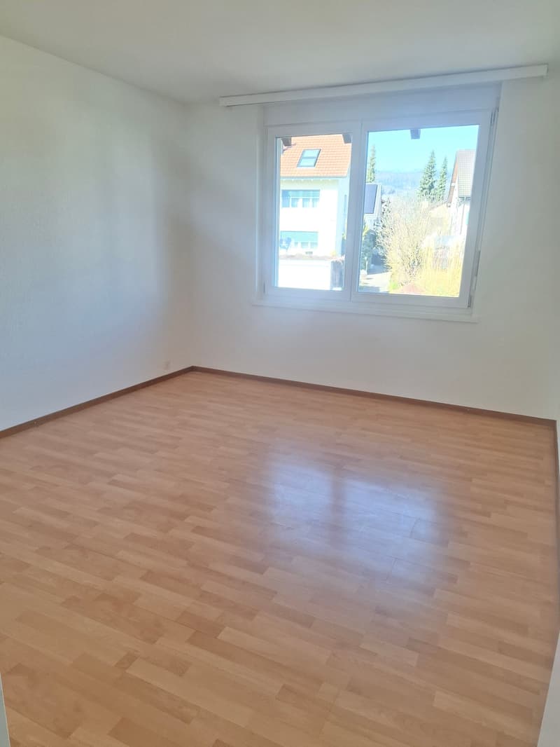 4.5-Zimmer-Wohnung mit Balkon in ruhiger Lage (8)