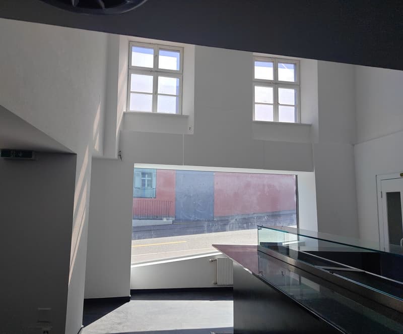 Zentrale Gewerbefläche in Liestal – 98 m² mit Schaufensterfront und Gewölberaum (6)
