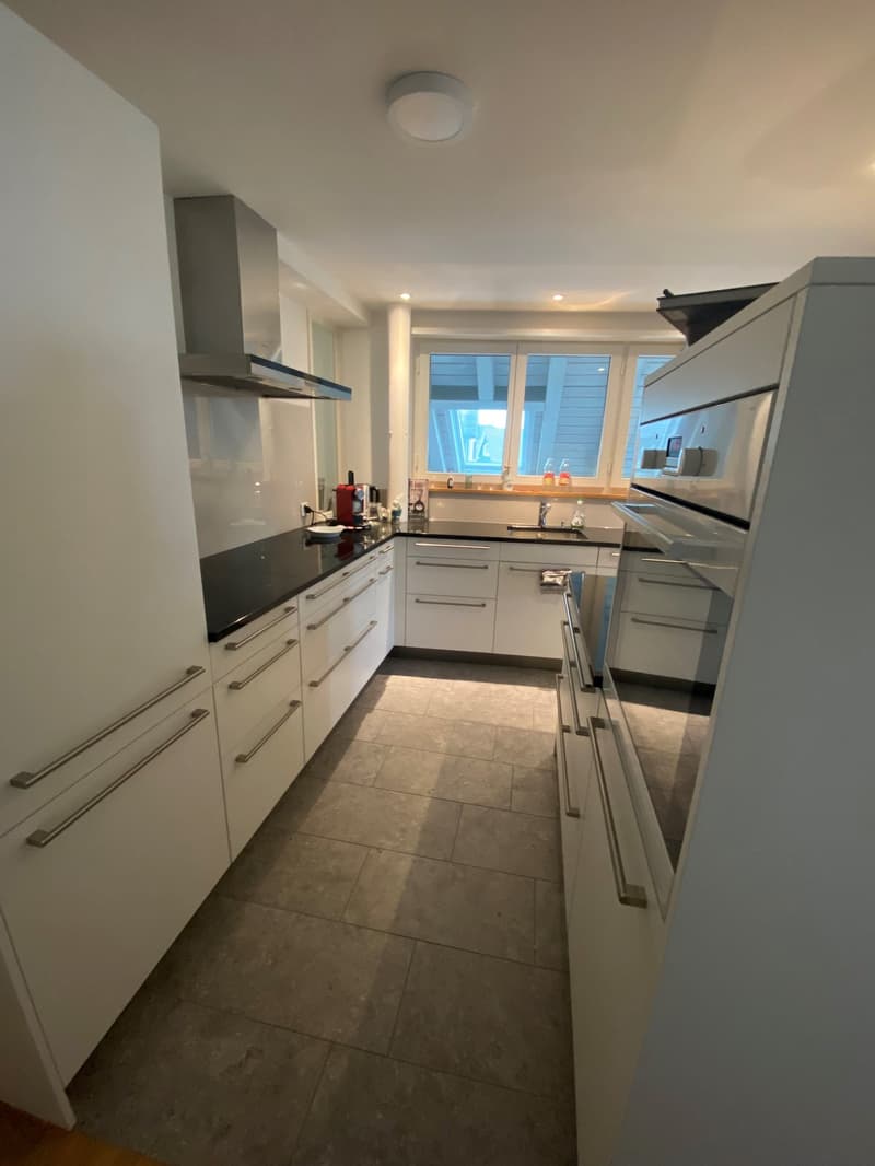 Heimelige Dachwohnung mit Cheminée (2)