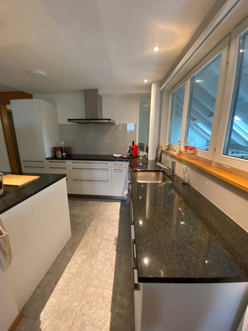 Heimelige Dachwohnung mit Cheminée (3)