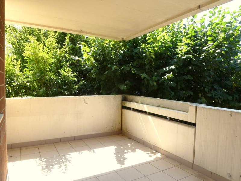 sep., gedeckter Balkon