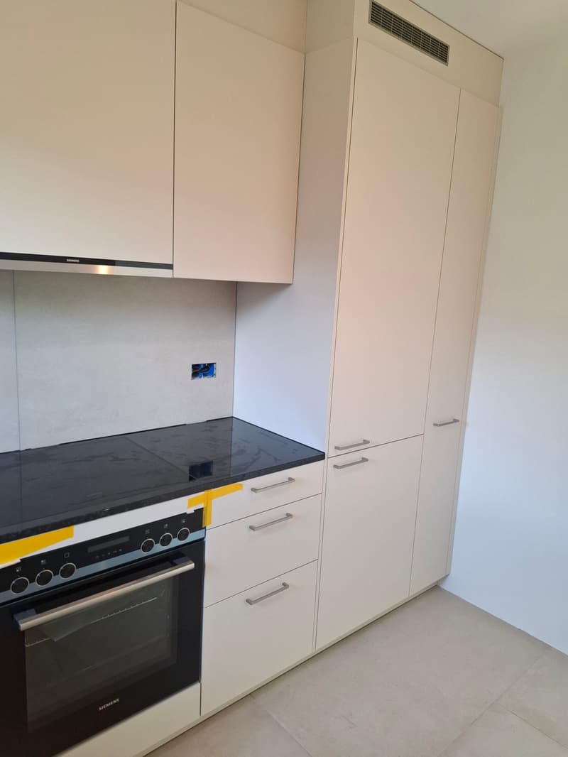 Helle 3.5-Zimmer-Wohnung mit 2 Balkone (2)