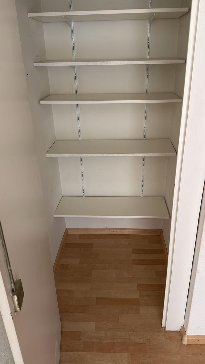 Helle, freundliche und optimal gelegene 3.5-Zimmerwohnung (St. Johann) (8)