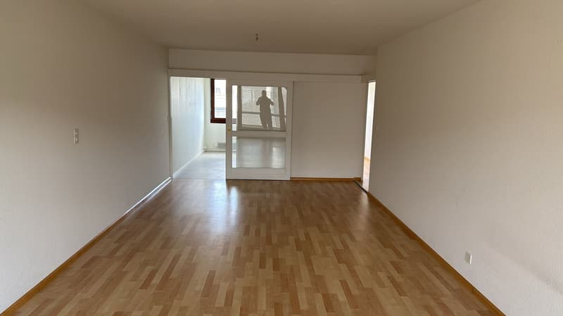 Helle, freundliche und optimal gelegene 3.5-Zimmerwohnung (St. Johann) (2)
