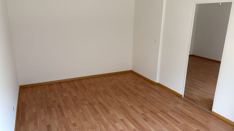 Helle, freundliche und optimal gelegene 2-Zimmerwohnung (St. Johann) (4)