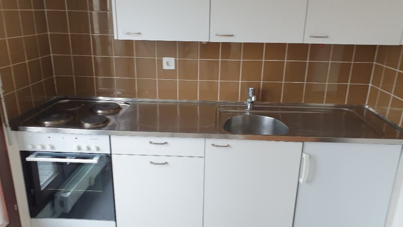 Helle, freundliche und optimal gelegene 2-Zimmerwohnung (St. Johann) (6)