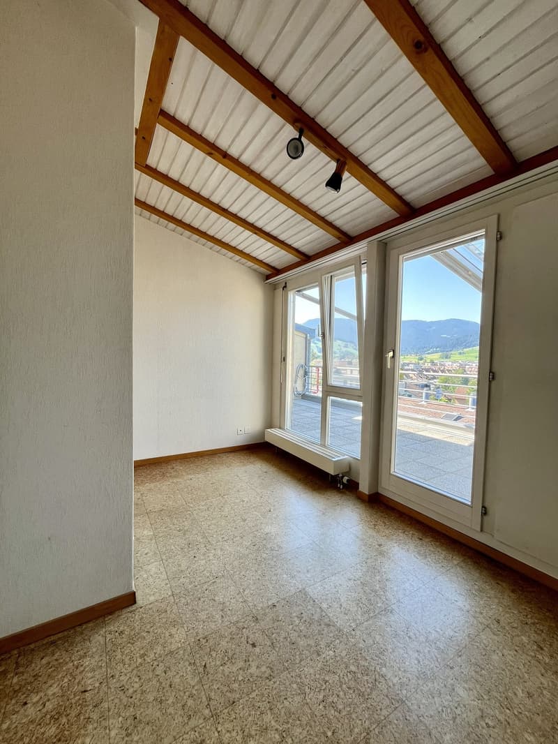 Ein weiteres, spannendes „Zuhause“, dass seinen neuen Eigentümer sucht…. (16)