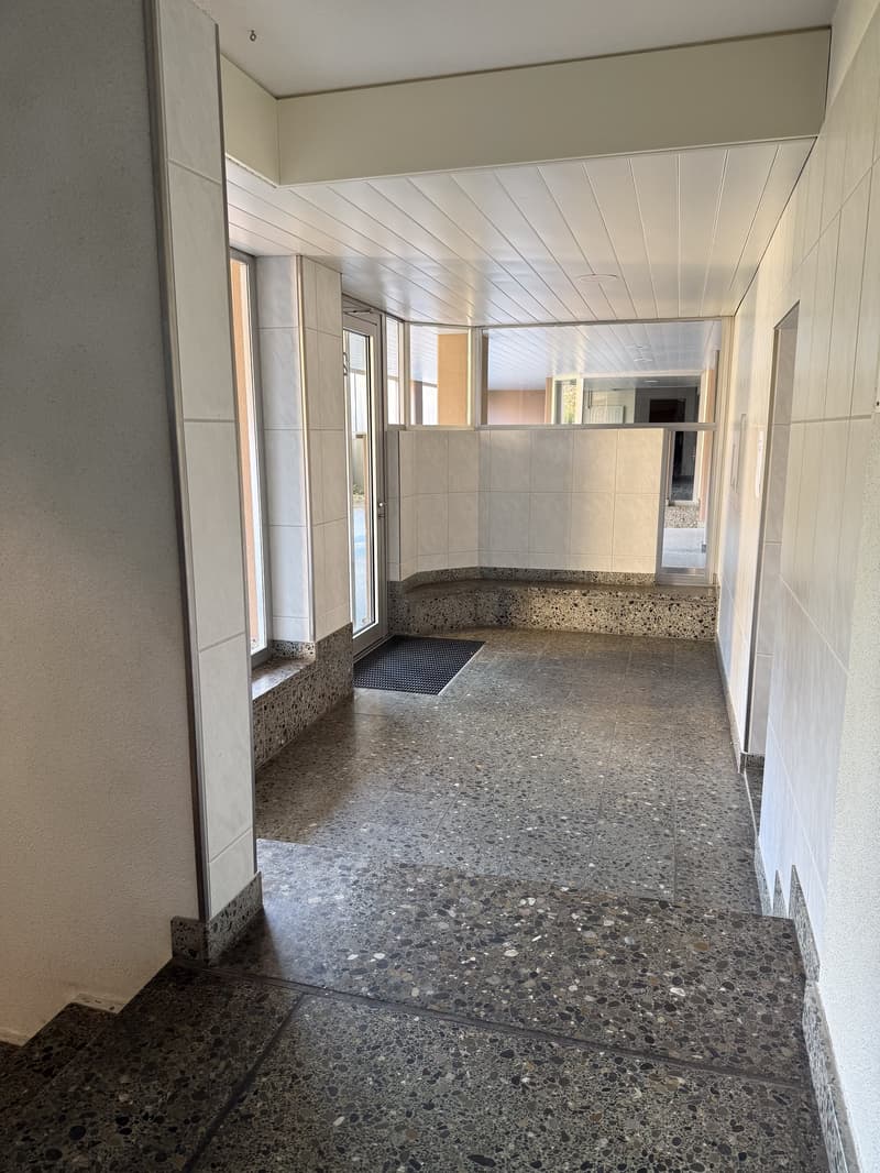Helle 5-Zimmerwohnung an ruhiger und zentraler Lage in Zürich-Albisrieden (20)
