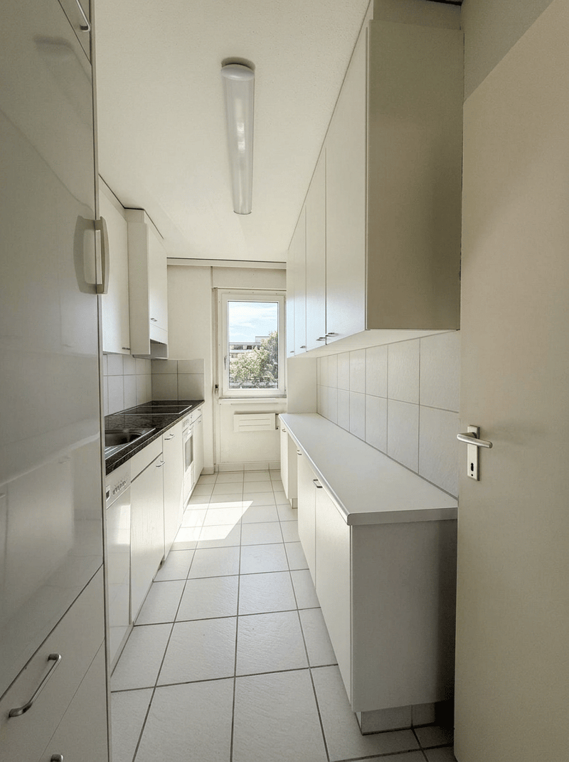Helle 5-Zimmerwohnung an ruhiger und zentraler Lage in Zürich-Albisrieden (11)