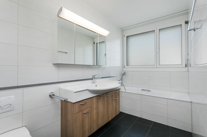 Lichtdurchflutete 4.5-Zimmer-Wohnung an zentraler Lage (9)